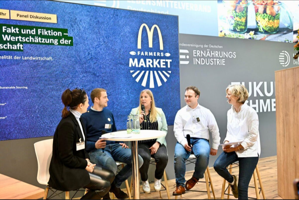 Podiumsdiskussion auf der IGW Stand von McDonalds in Berlin.